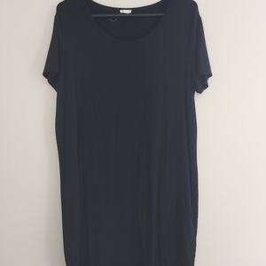 Short sleeve dress